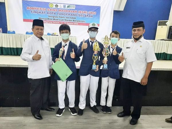 MTsN 1 Tangsel Juarai Kompetisi Robotik Internasional dan KSM tingkat Kota Tangsel